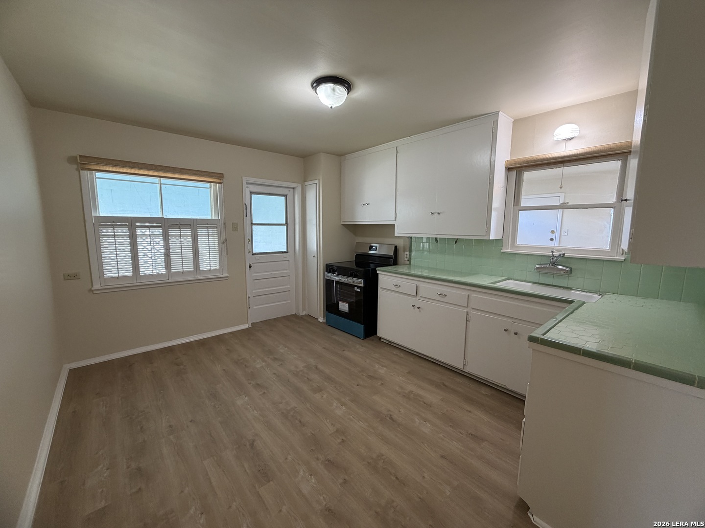327 Blakeley Drive San Antonio TX 78209