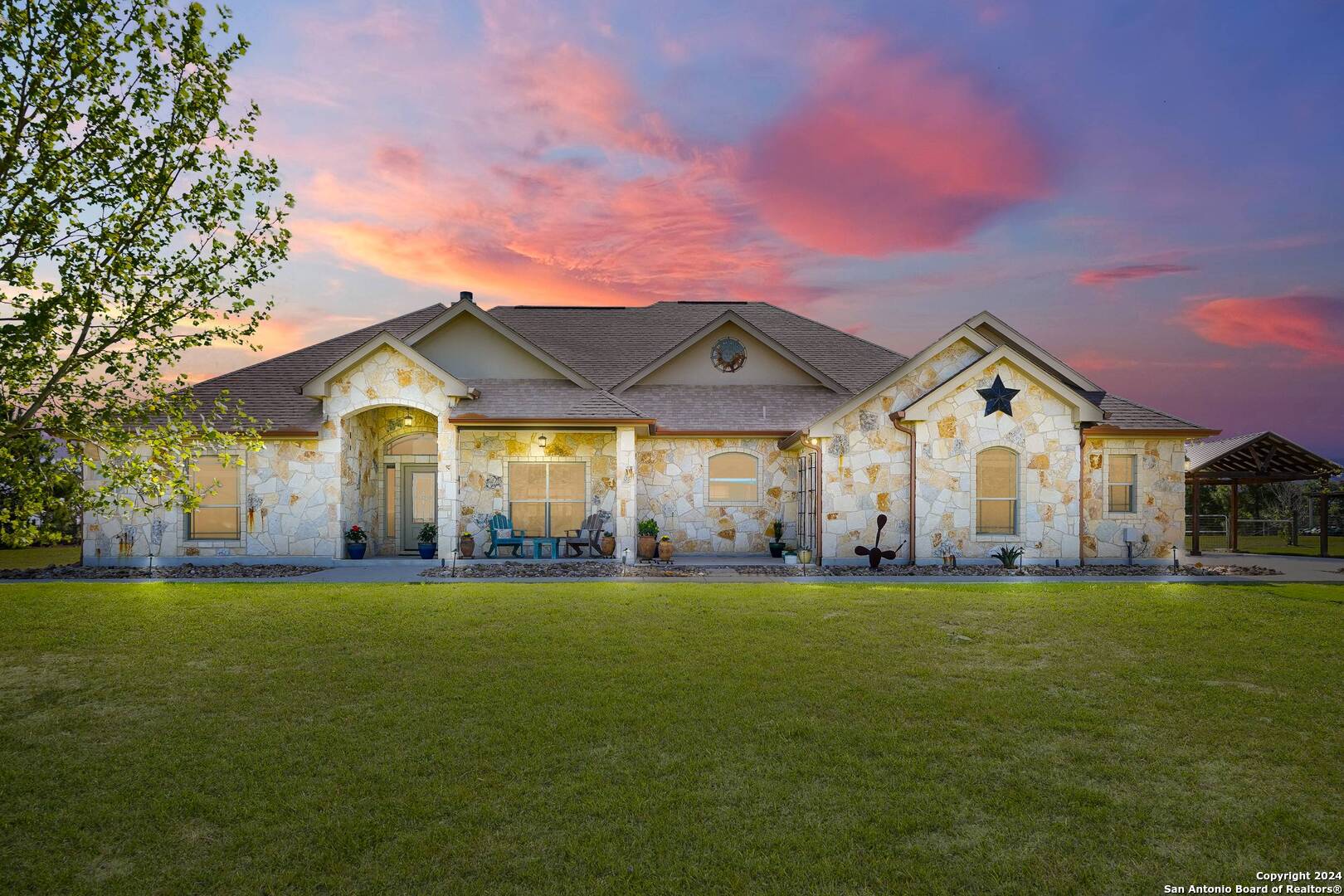 167 Triple Bend Drive La Vernia TX 78121