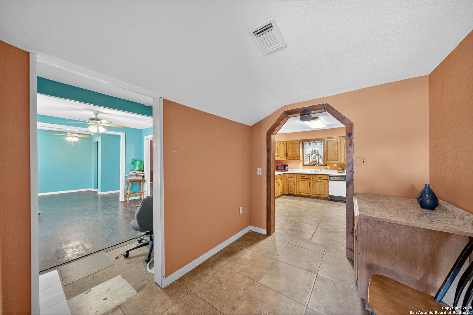 1703 San Casimiro San Antonio TX 78214