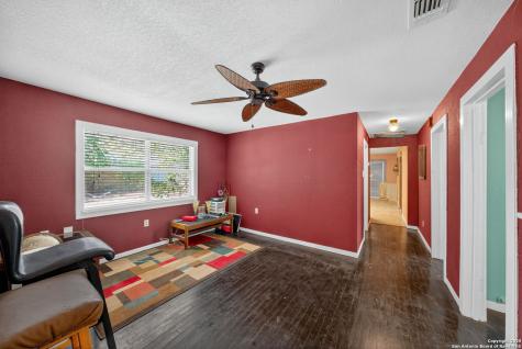 1703 San Casimiro San Antonio TX 78214