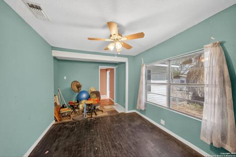 1703 San Casimiro San Antonio TX 78214