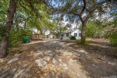 1703 San Casimiro San Antonio TX 78214