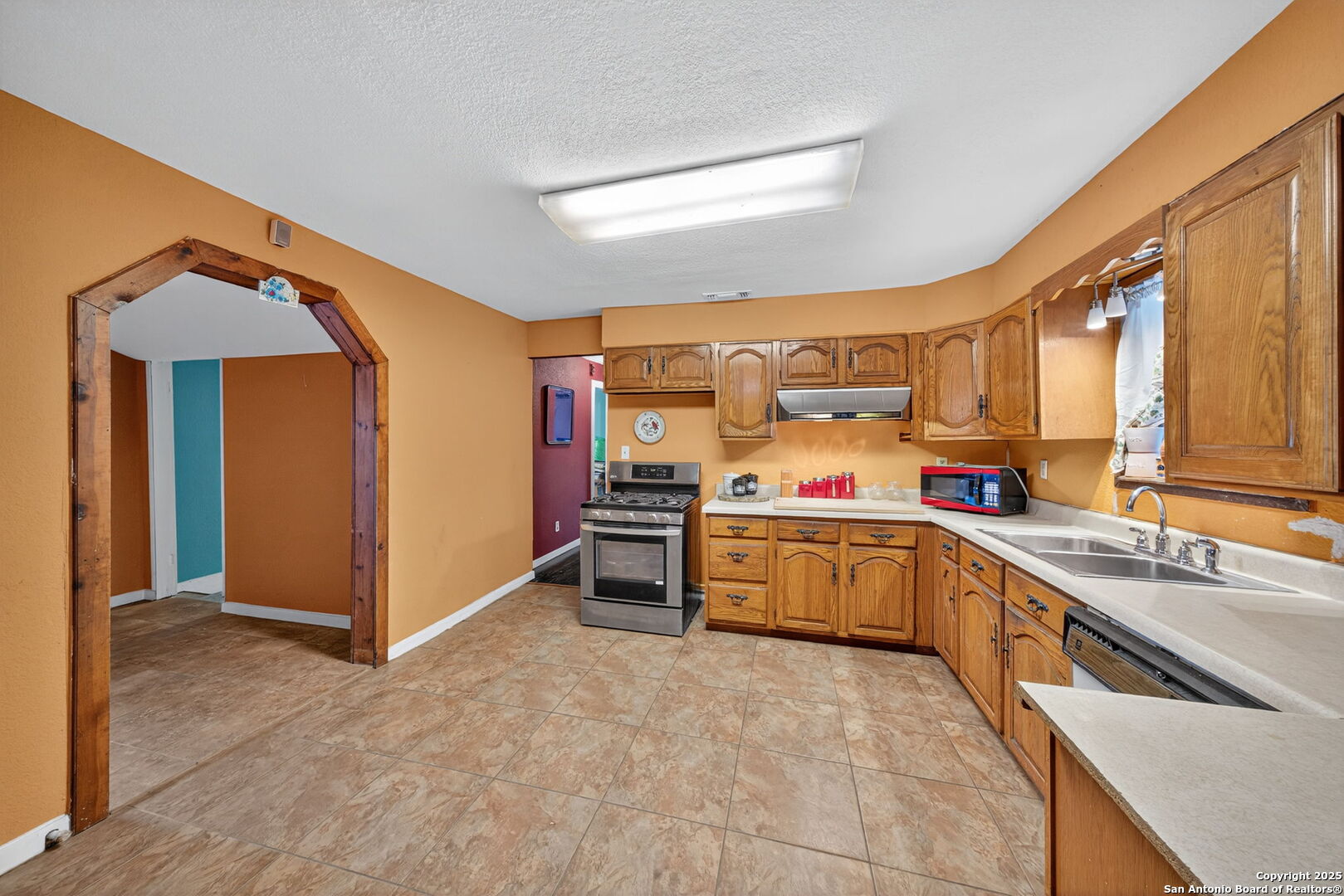 1703 San Casimiro San Antonio TX 78214