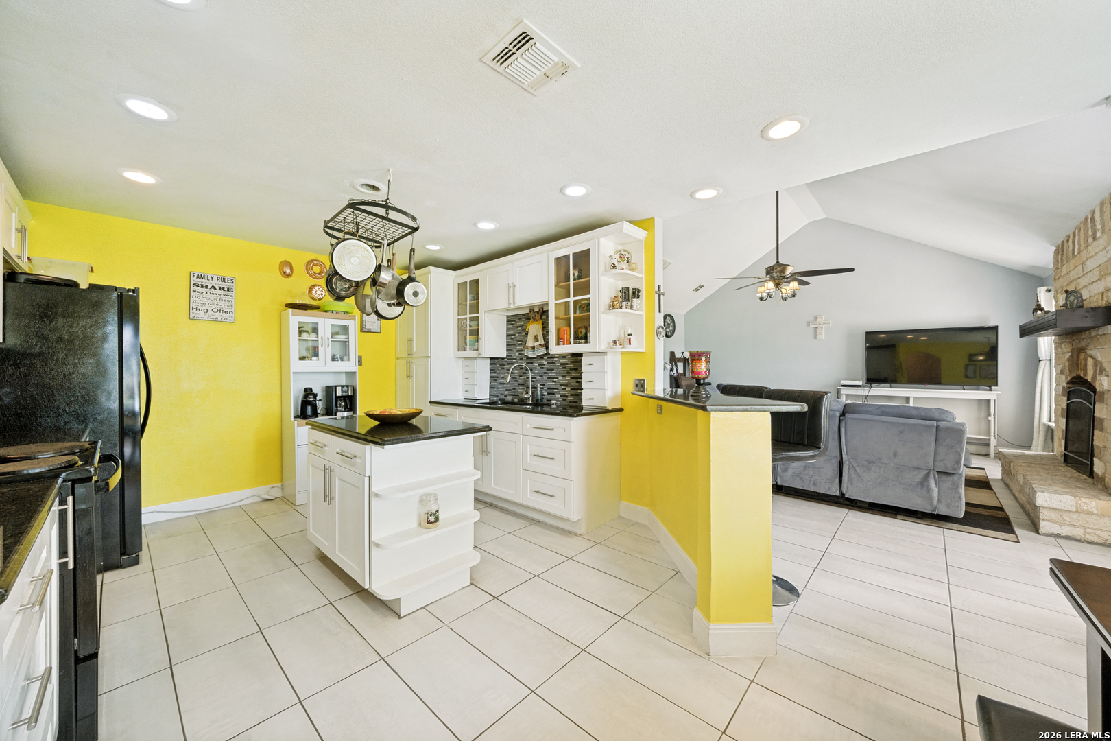 12630 Fm 1346 St Hedwig TX 78152