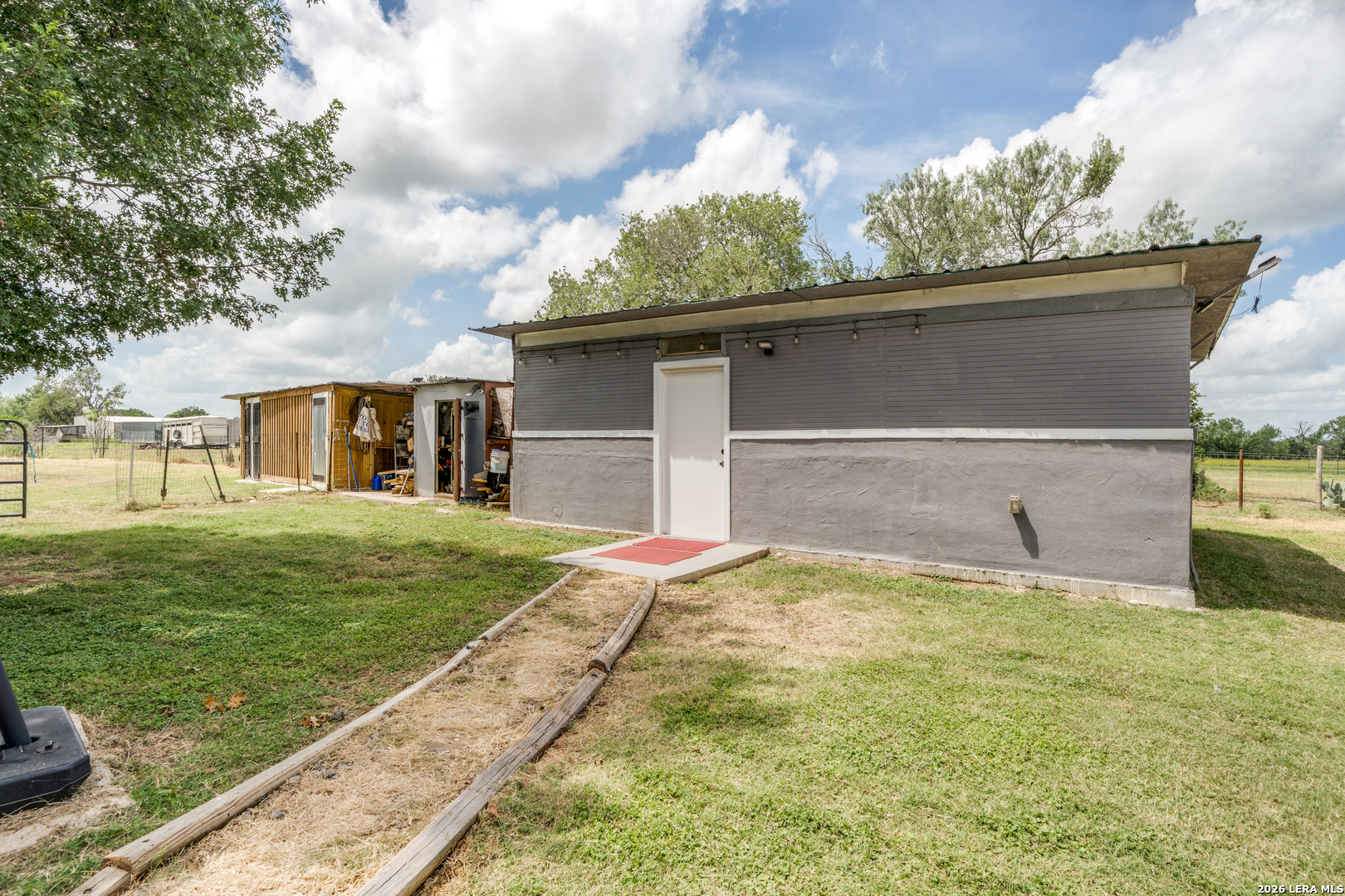 12630 Fm 1346 St Hedwig TX 78152