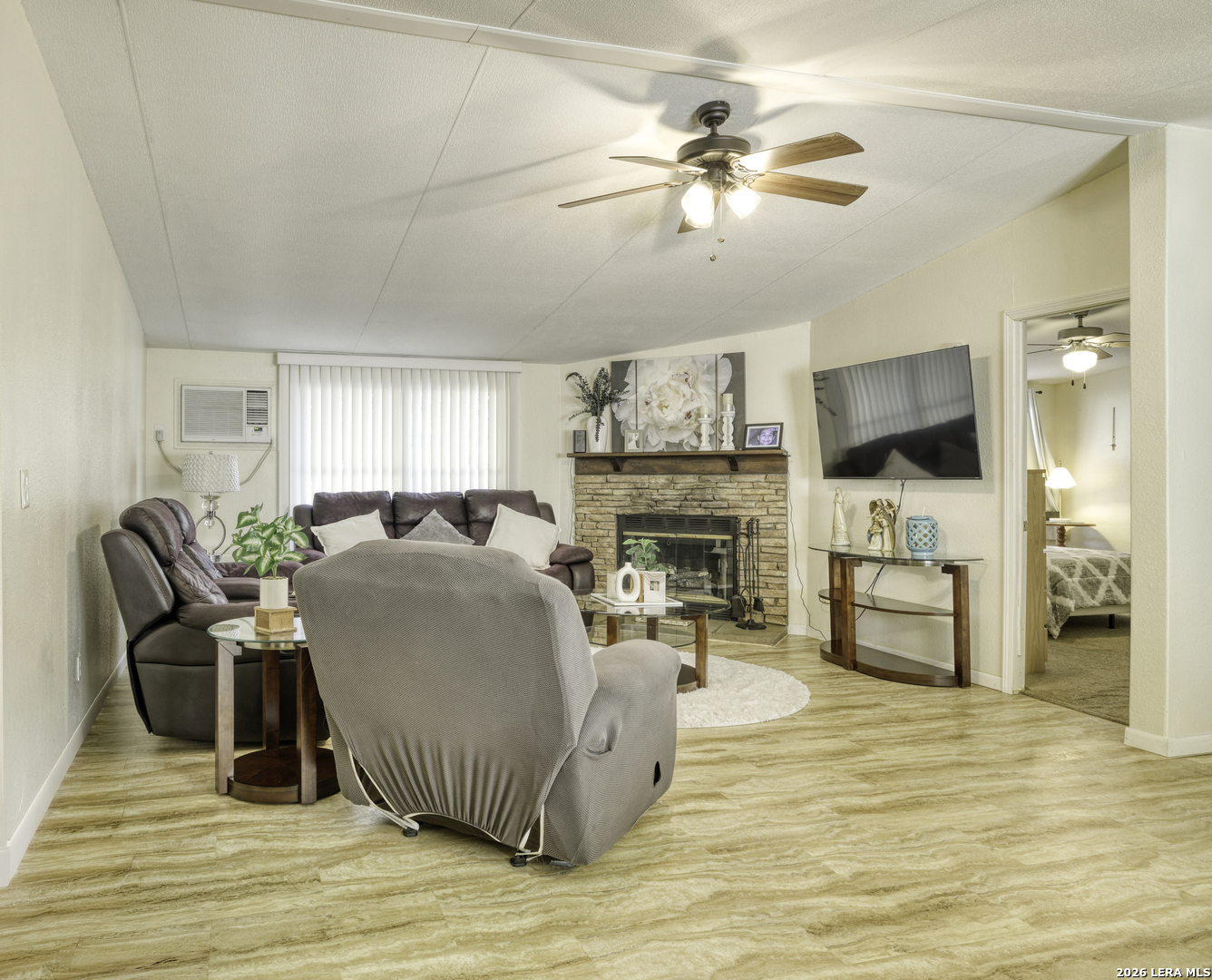609 County Road 4647 Hondo TX 78861