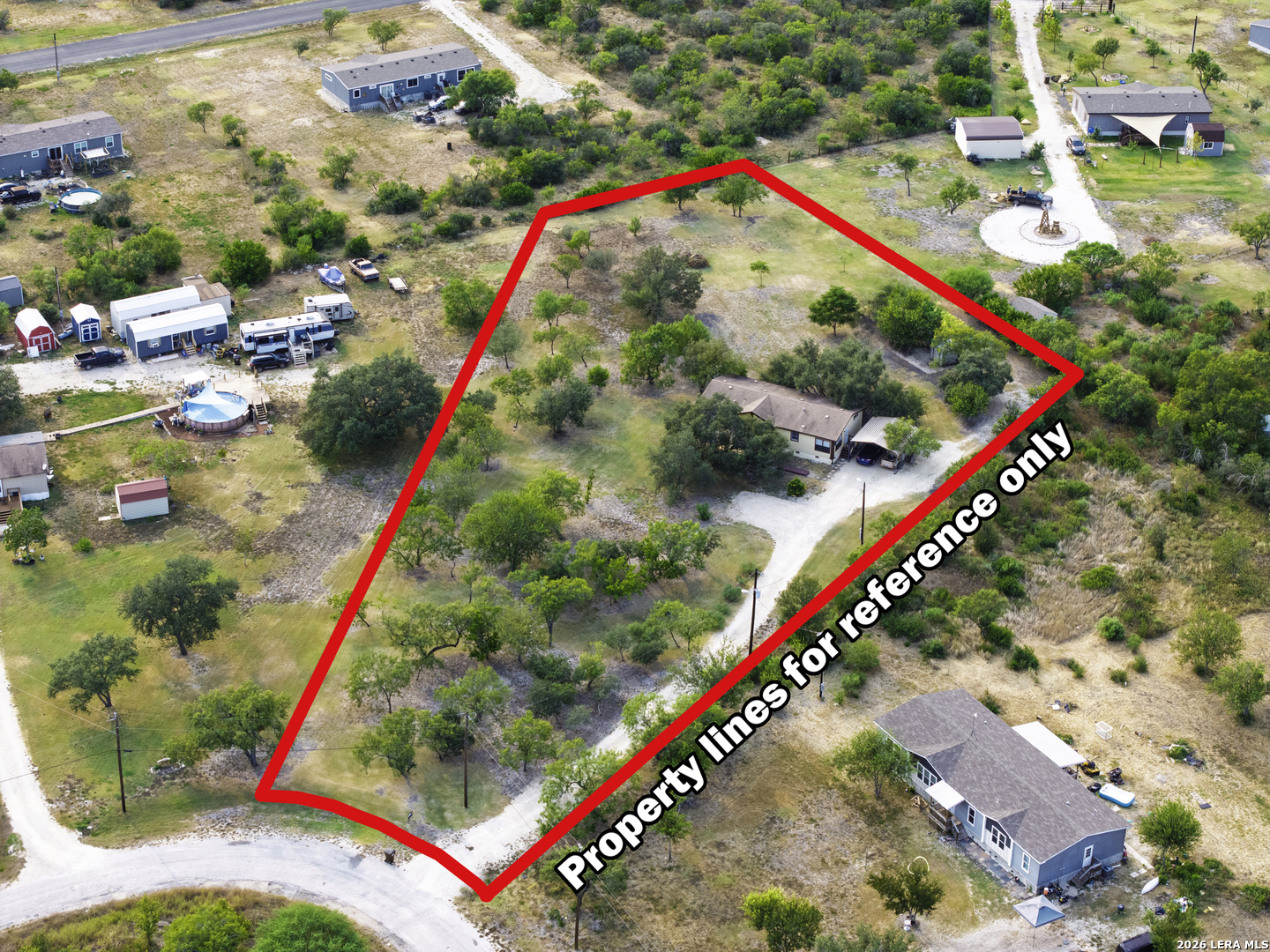 609 County Road 4647 Hondo TX 78861