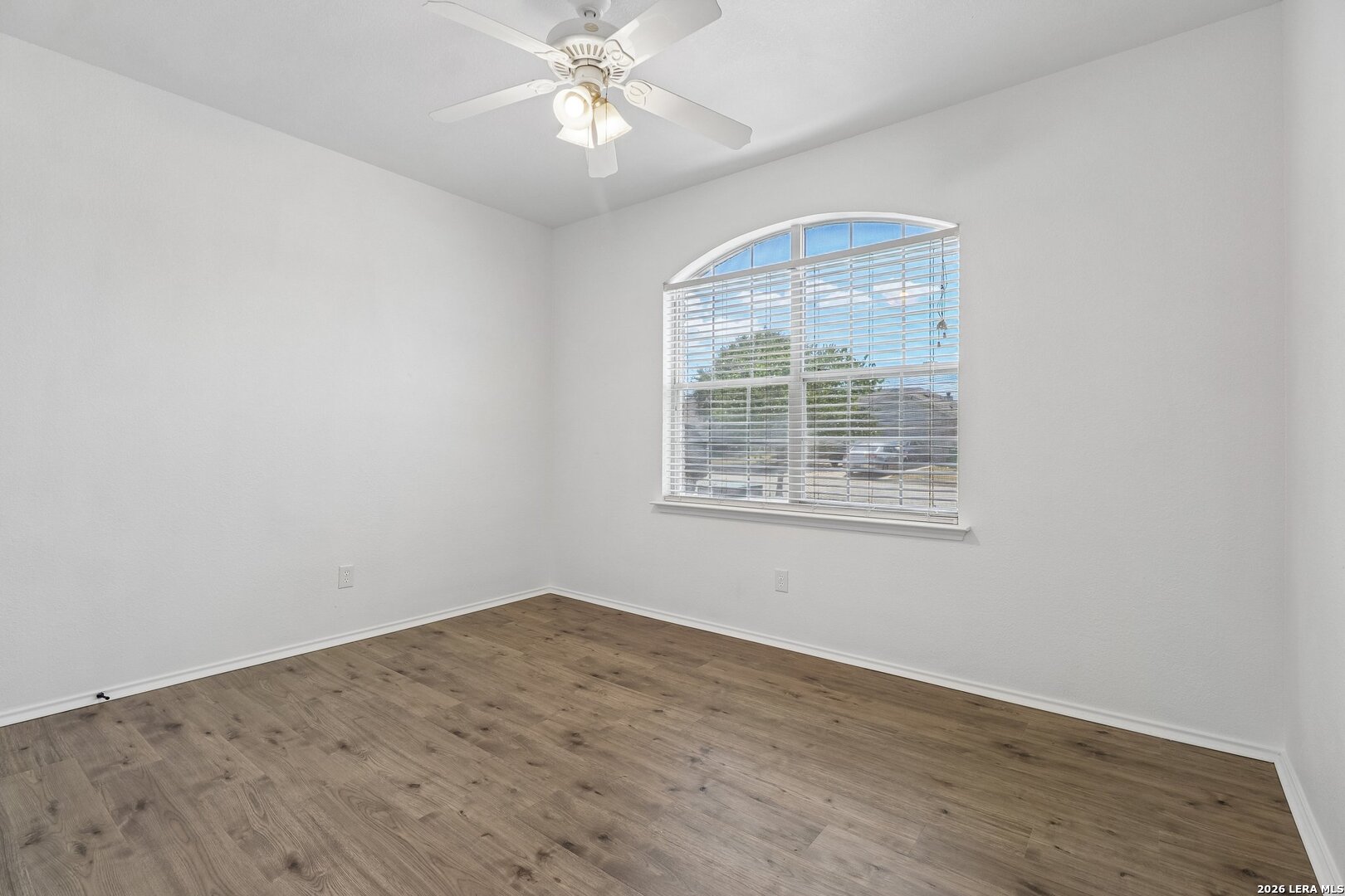 2804 Don Hill Lane Taylor TX 76574