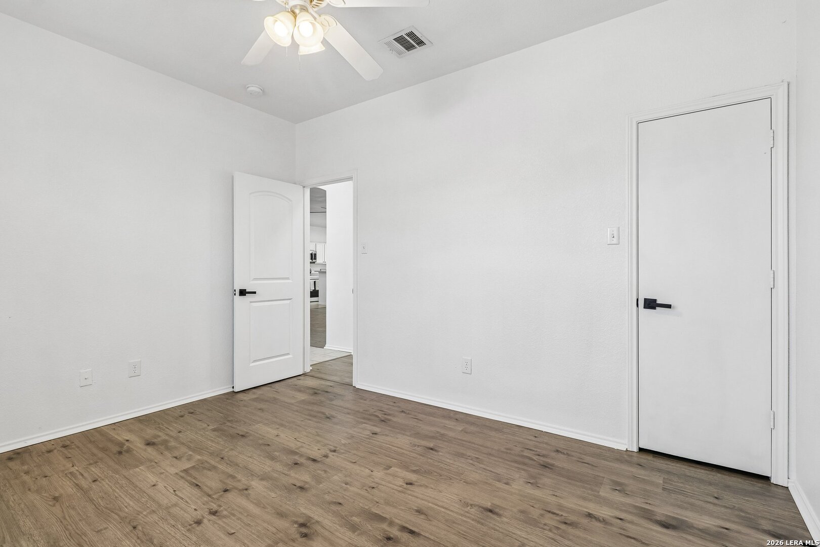 2804 Don Hill Lane Taylor TX 76574