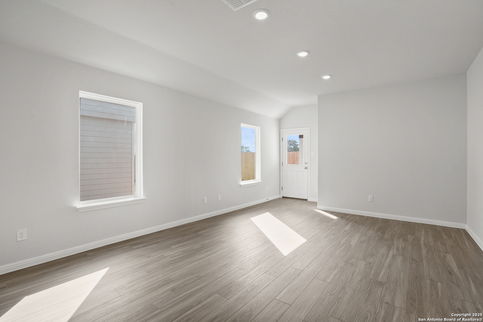14962 Fischer Garden San Antonio TX 78253