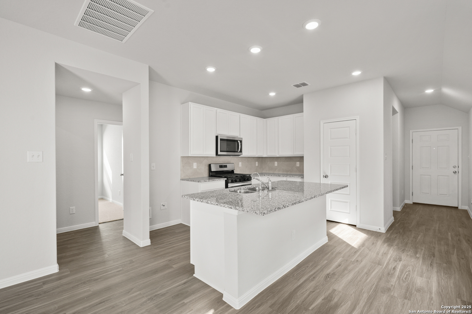 14962 Fischer Garden San Antonio TX 78253