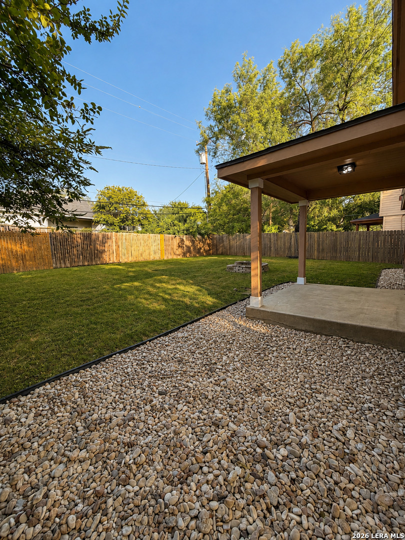 506 Blue Ribbon San Antonio TX 78227