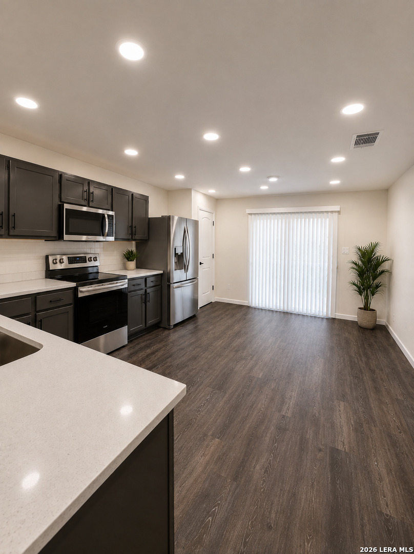 506 Blue Ribbon San Antonio TX 78227