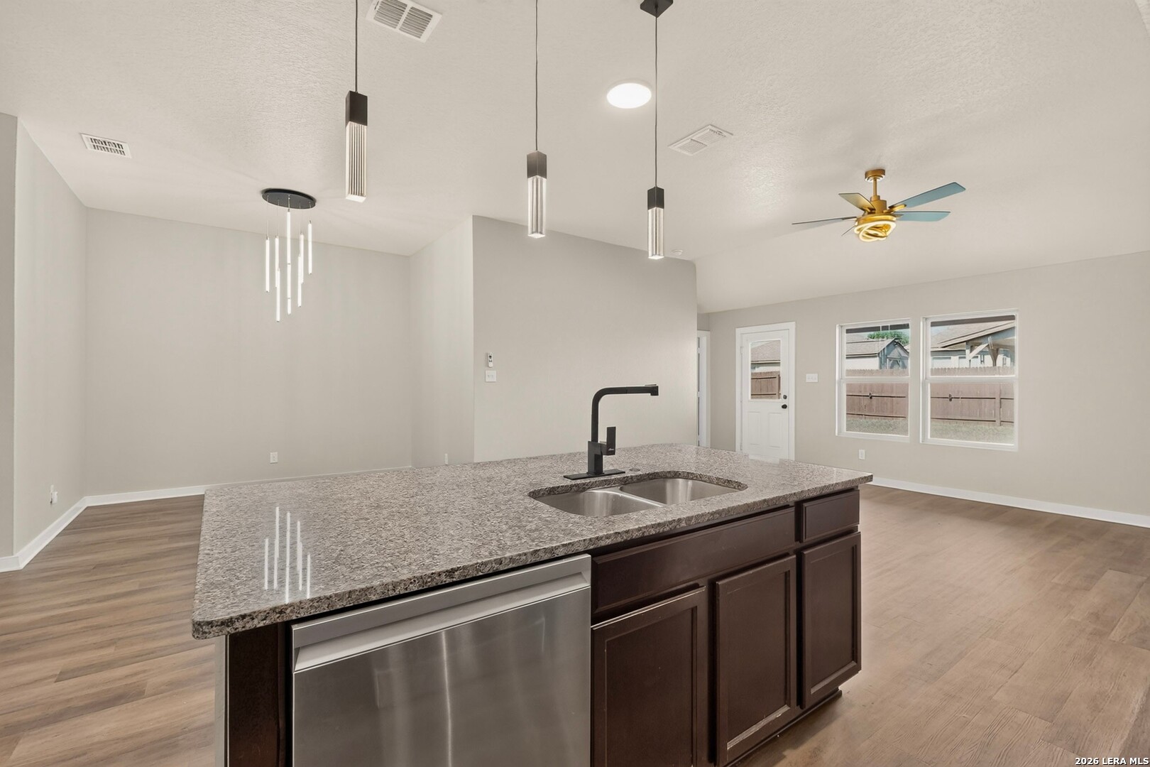 6903 Emerald Valley San Antonio TX 78242