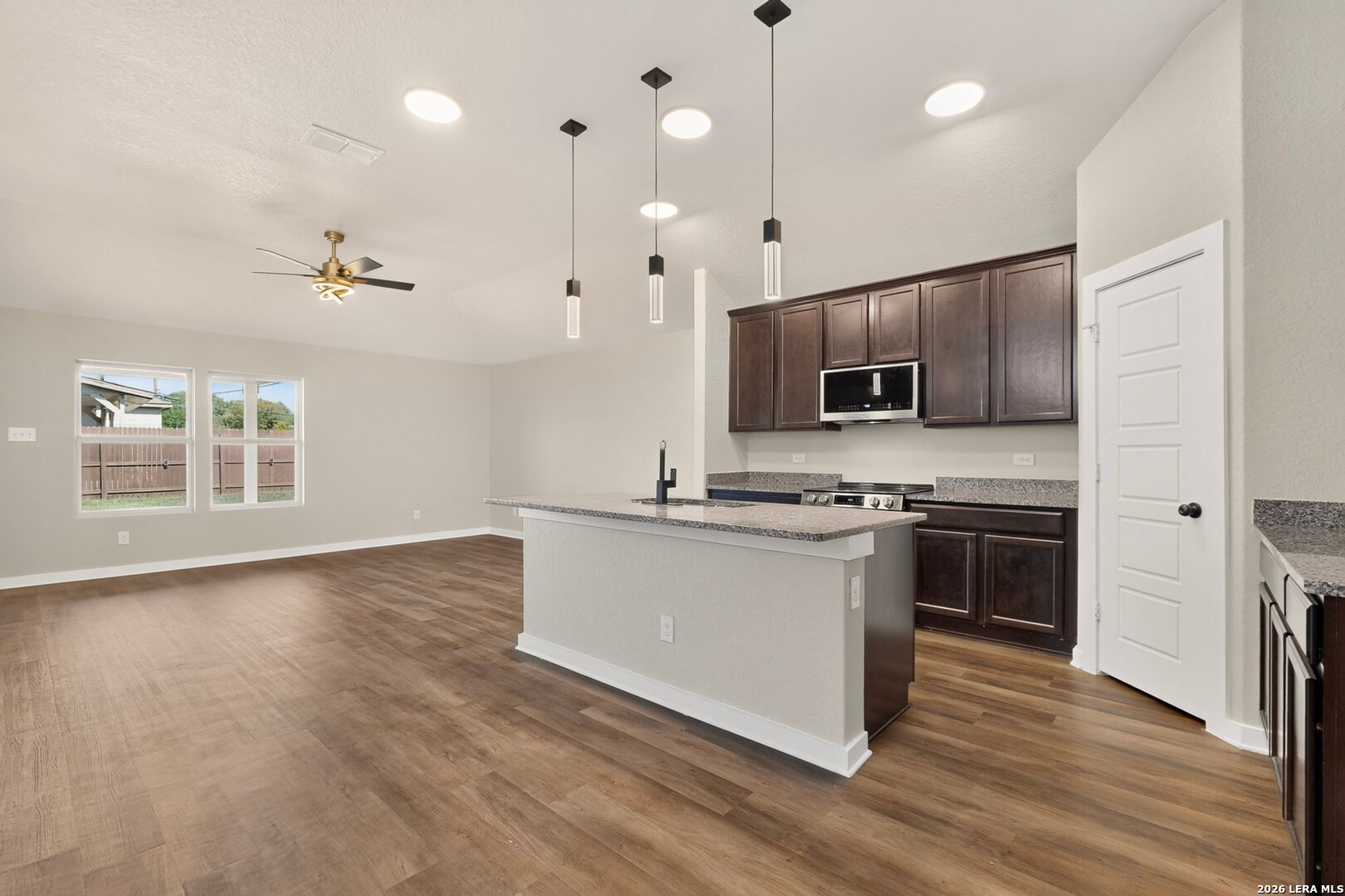 6903 Emerald Valley San Antonio TX 78242