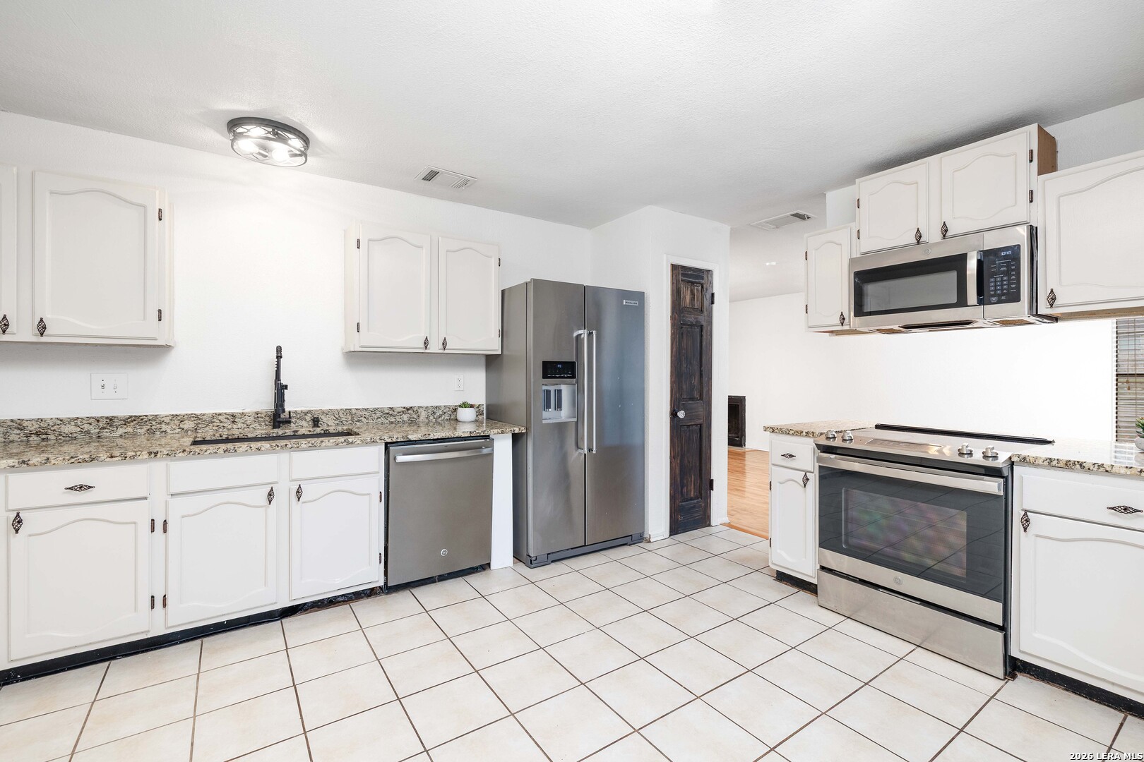 9749 Misty Ash Drive Converse TX 78109