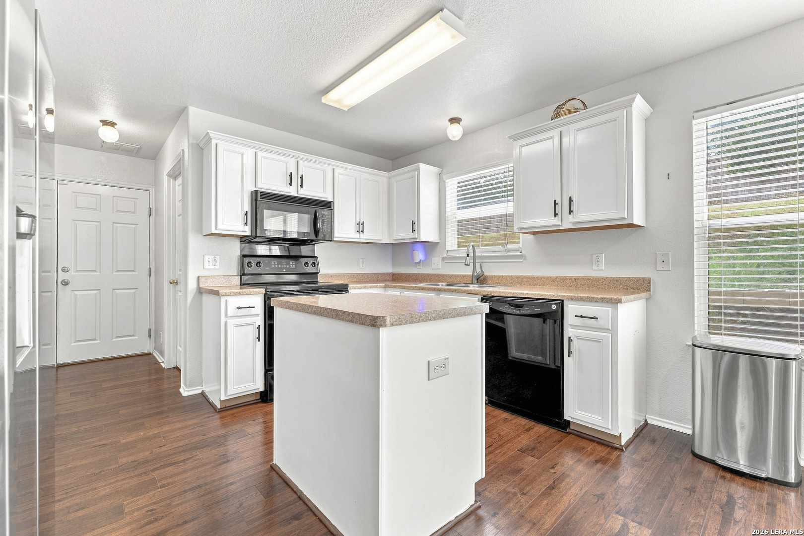 10202 Chuck Wagon Court Converse TX 78109