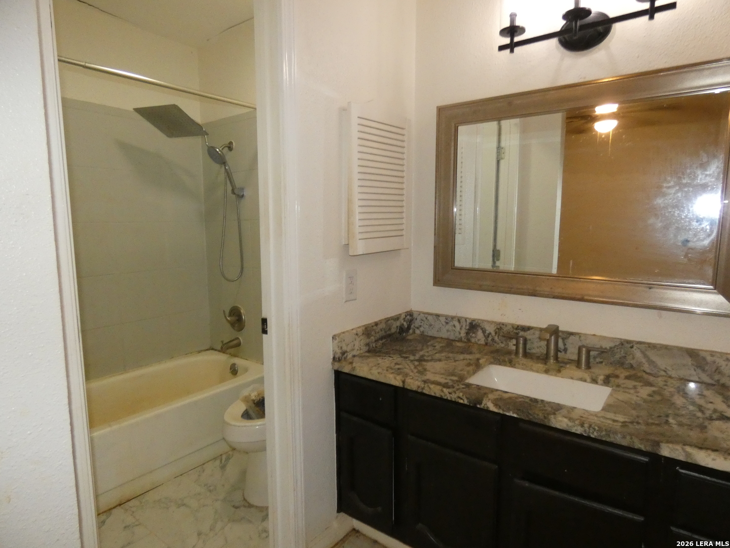6806 Laguna Verde San Antonio TX 78239