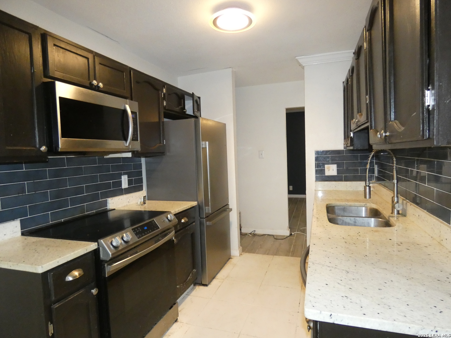 6806 Laguna Verde San Antonio TX 78239