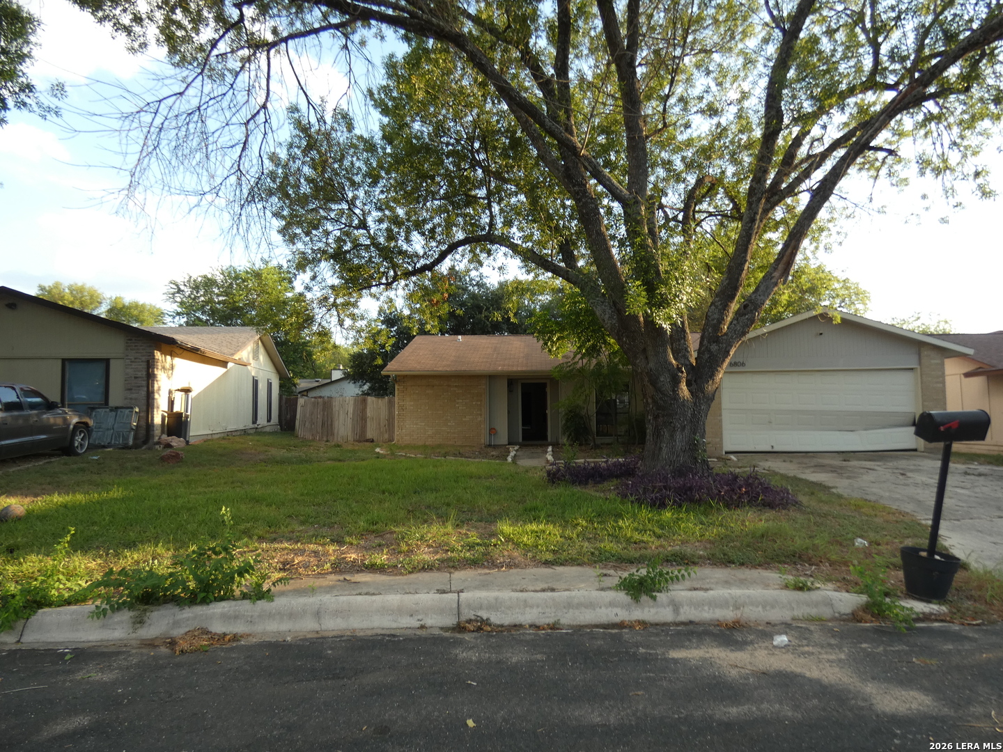 6806 Laguna Verde San Antonio TX 78239