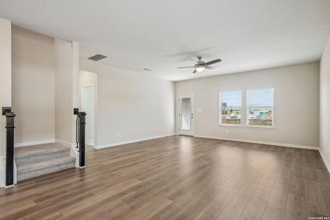 1317 Lydian Broom San Antonio TX 78245