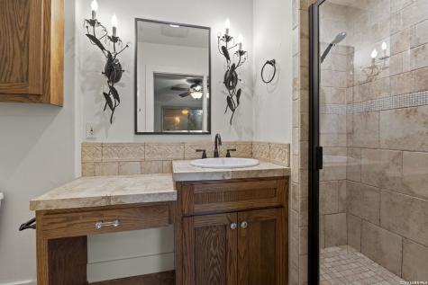 121 Kenwood Avenue Boerne TX 78006