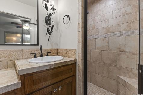 121 Kenwood Avenue Boerne TX 78006