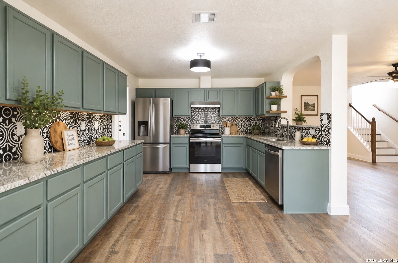 8007 Chisos Oak Drive San Antonio TX 78223