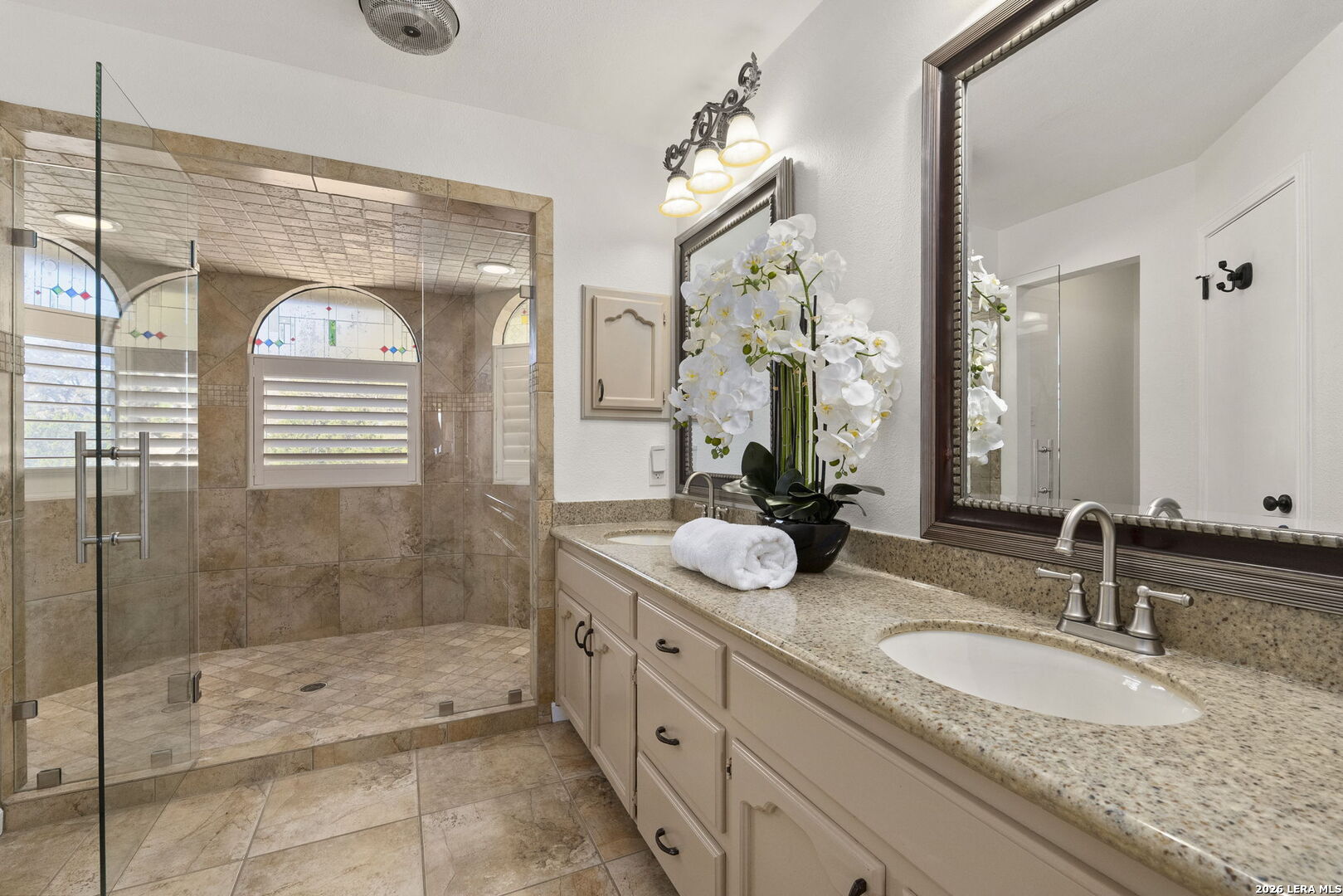 105 E Tapatio Drive Boerne TX 78006