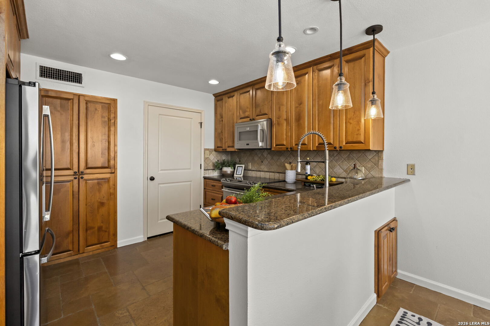 105 E Tapatio Drive Boerne TX 78006