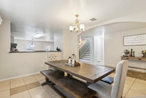 141 Gatewood Falls Cibolo TX 78108