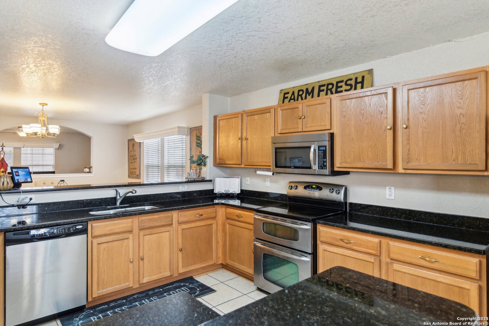 141 Gatewood Falls Cibolo TX 78108