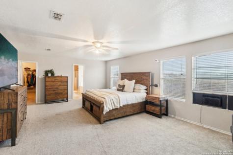 141 Gatewood Falls Cibolo TX 78108