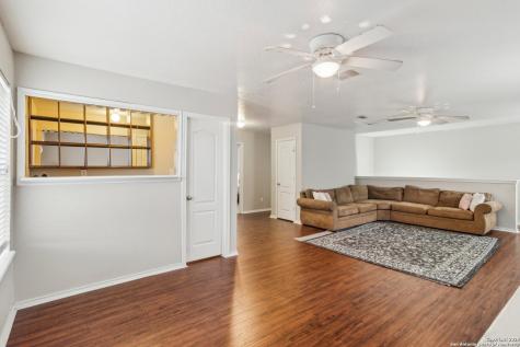 141 Gatewood Falls Cibolo TX 78108
