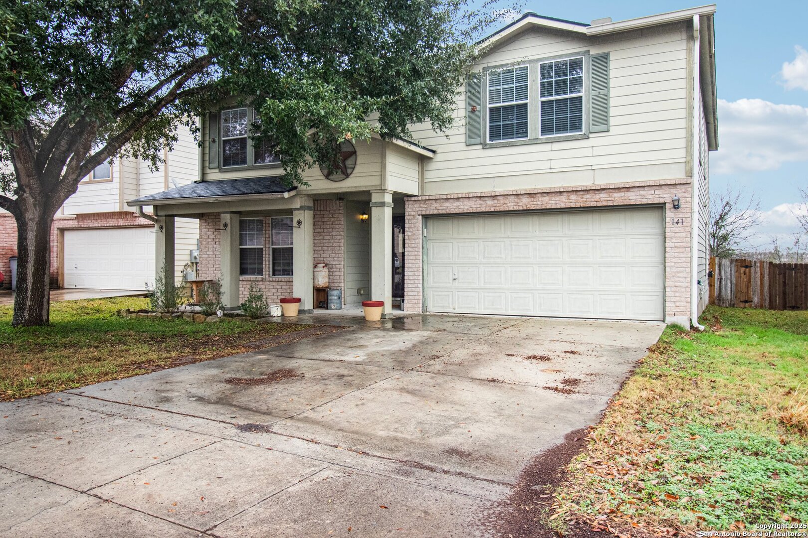 141 Gatewood Falls Cibolo TX 78108