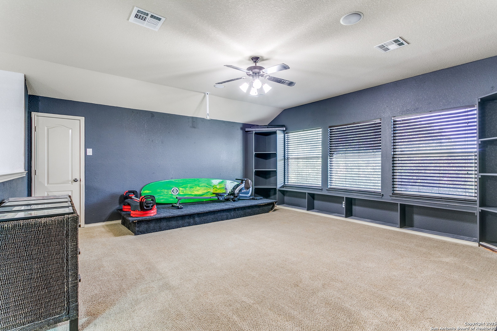 1002 Alpine Pond San Antonio TX 78260
