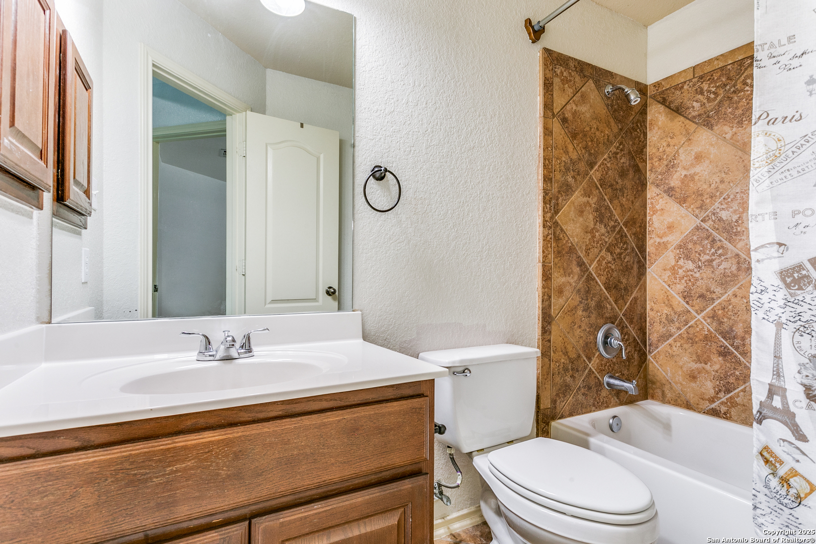 1002 Alpine Pond San Antonio TX 78260