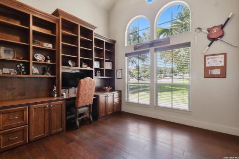 8036 Tradition Oak Boerne TX 78015