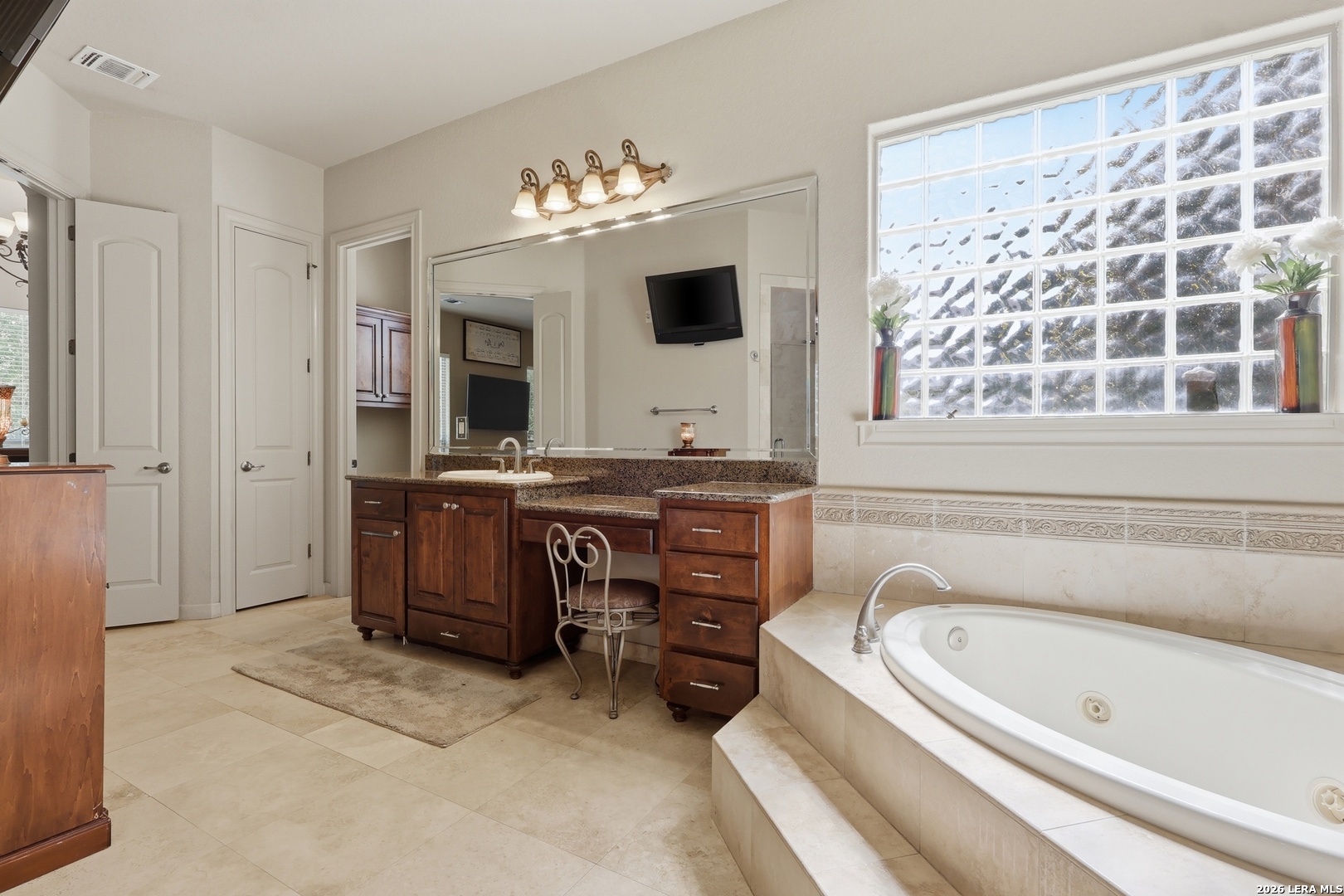 8036 Tradition Oak Boerne TX 78015