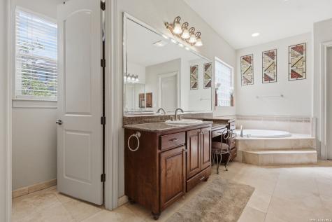 8036 Tradition Oak Boerne TX 78015