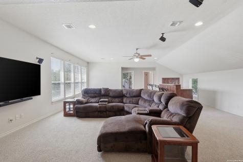 8036 Tradition Oak Boerne TX 78015