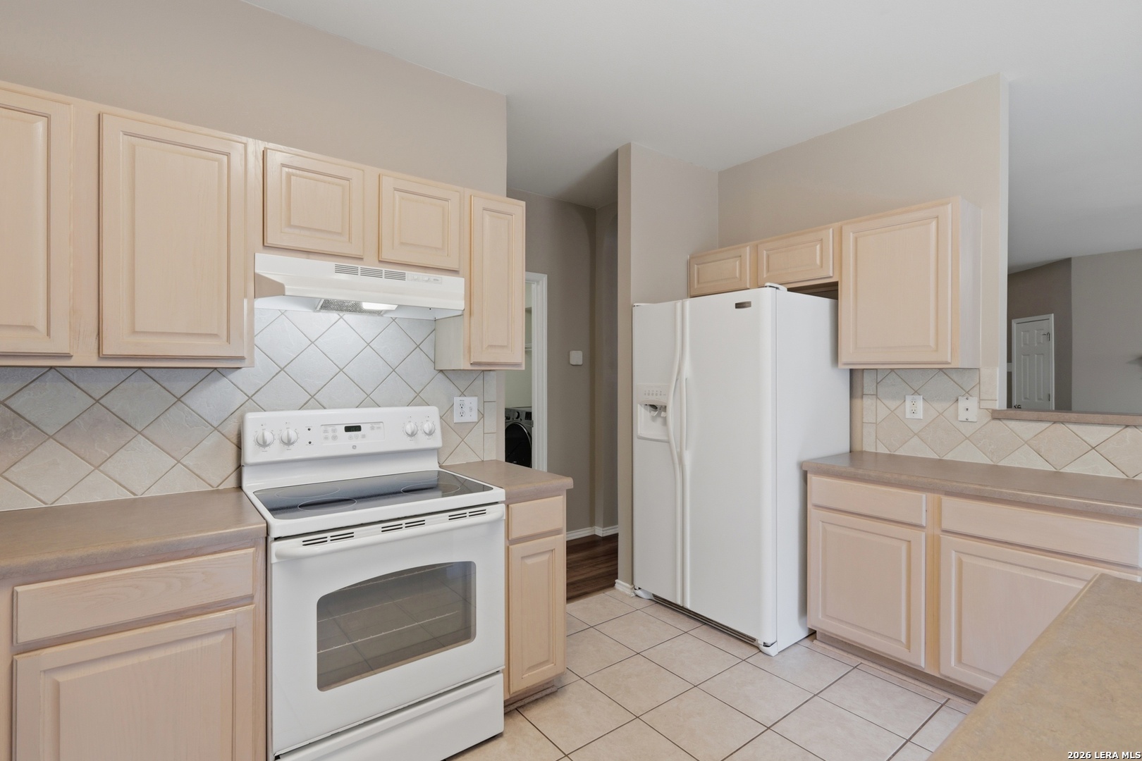 9119 Laguna Hills Selma TX 78154
