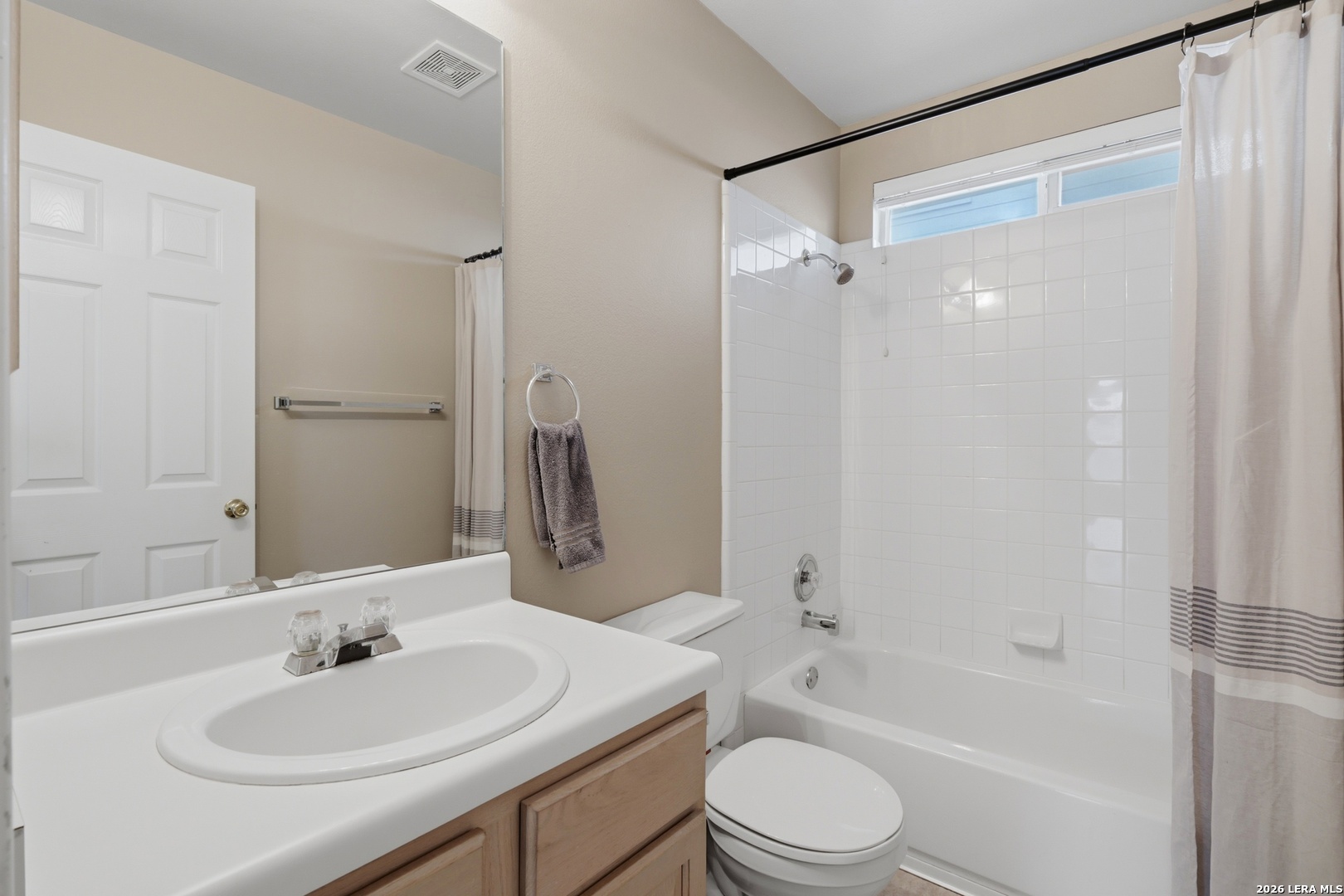 9119 Laguna Hills Selma TX 78154