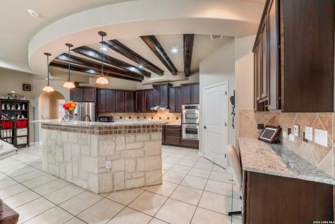 12230 Old Stillwater San Antonio TX 78254