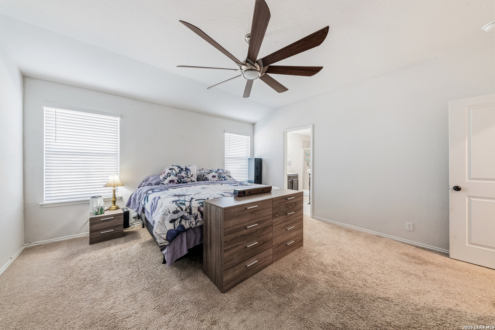 6203 Tadpole Bluff Converse TX 78109