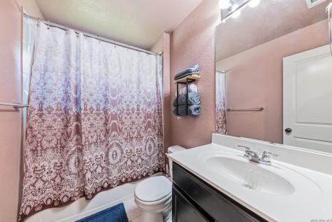 6203 Tadpole Bluff Converse TX 78109