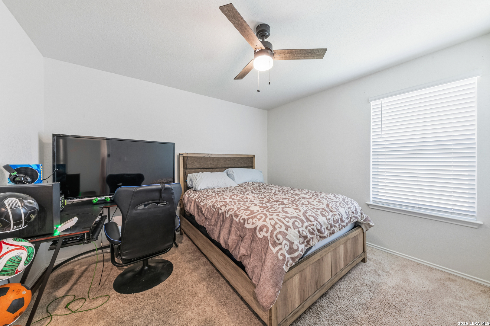 6203 Tadpole Bluff Converse TX 78109