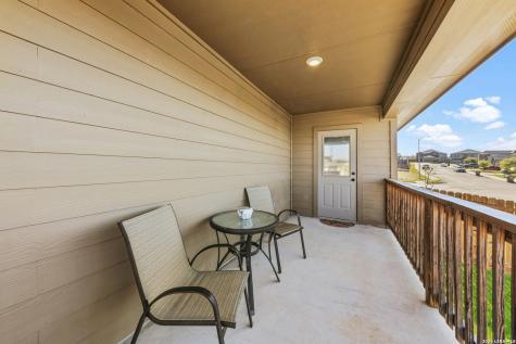 6203 Tadpole Bluff Converse TX 78109
