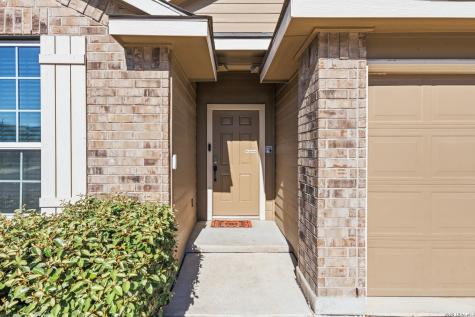 6203 Tadpole Bluff Converse TX 78109