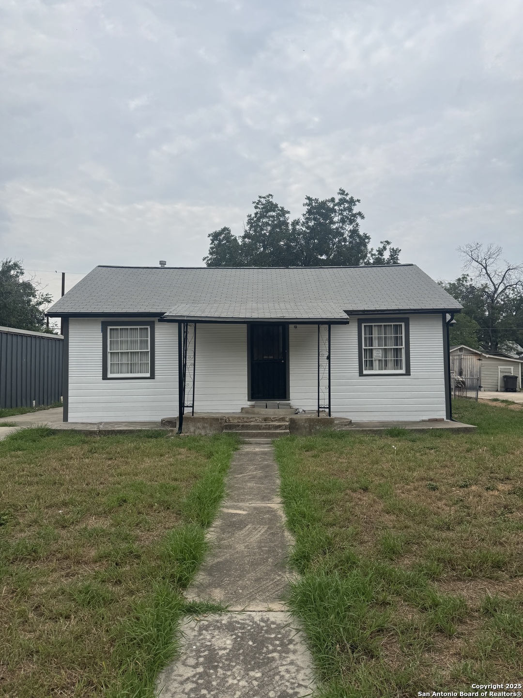 1210 Sims San Antonio TX 78213